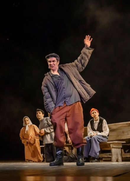 Спектакль «Деревья растут для всех»