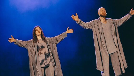 Спектакль «Я — счастье. В объятиях неба»