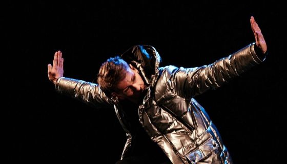 Перформансы «Яблоня на Марсе» и «Иррациональный»