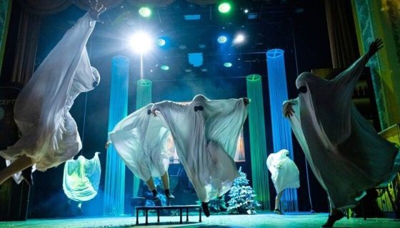 Спектакль «Отель "Новогодний"»