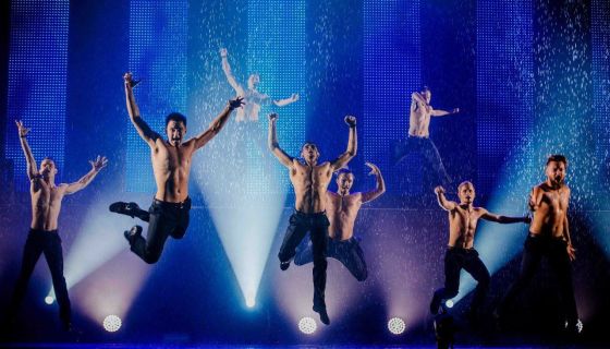 Шоу под дождём V. Признание в любви, Миасс