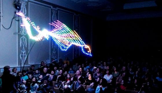 Представление световых кукол. Театр Николая Зыкова (Москва), Касли