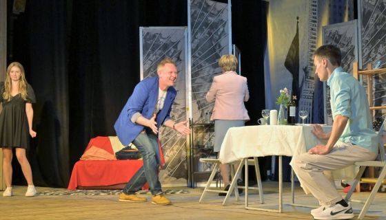 Спектакль «Анатомия любви, или Игра вслепую»