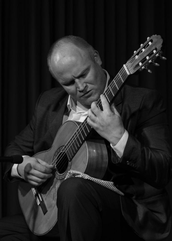 Концерт «Латино при свечах»