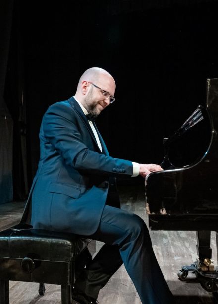 Концерт «Мелодии театра и кино при свечах»