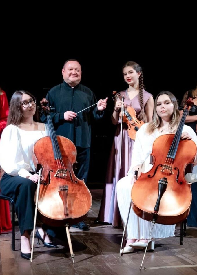 Концерт «Балалайка-контрабас с абсурдом»