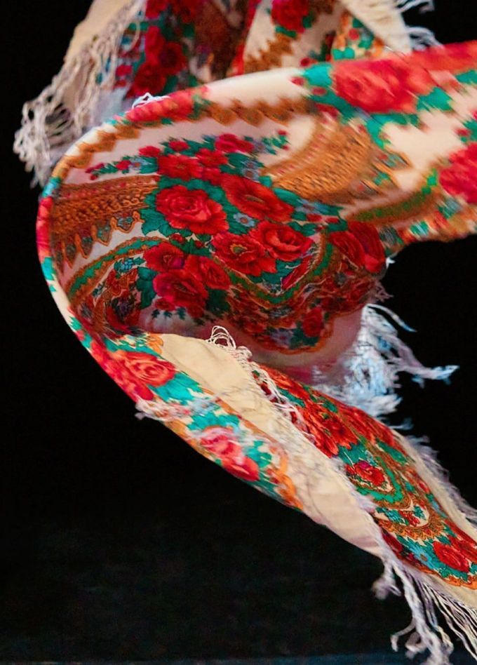 Спектакль «Сказочка с напевом: от девицы до бабы»