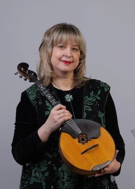 Оркестр «Малахит». И запели струны серебристые