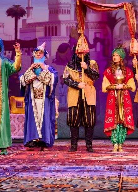 Сказочная история про волшебную лампу Аладдина