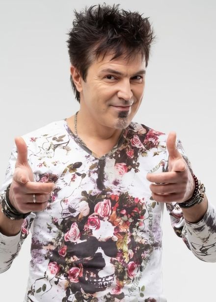 Алексей Потехин. Поднимаем руки вверх