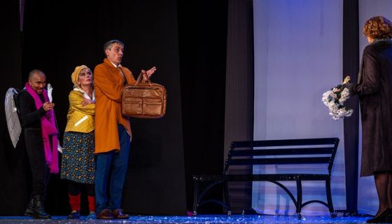 Спектакль «Когда ангелы шутят»